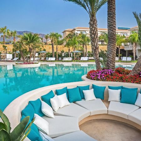 Hotel Barcelo La Nucia Palms Exterior foto The resort's main pool