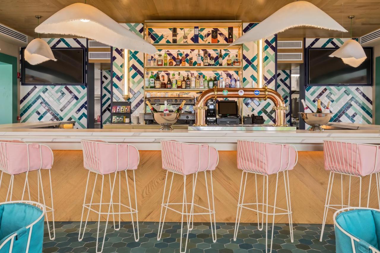 Hotel Barcelo La Nucia Palms Exterior foto The bar at the restaurant