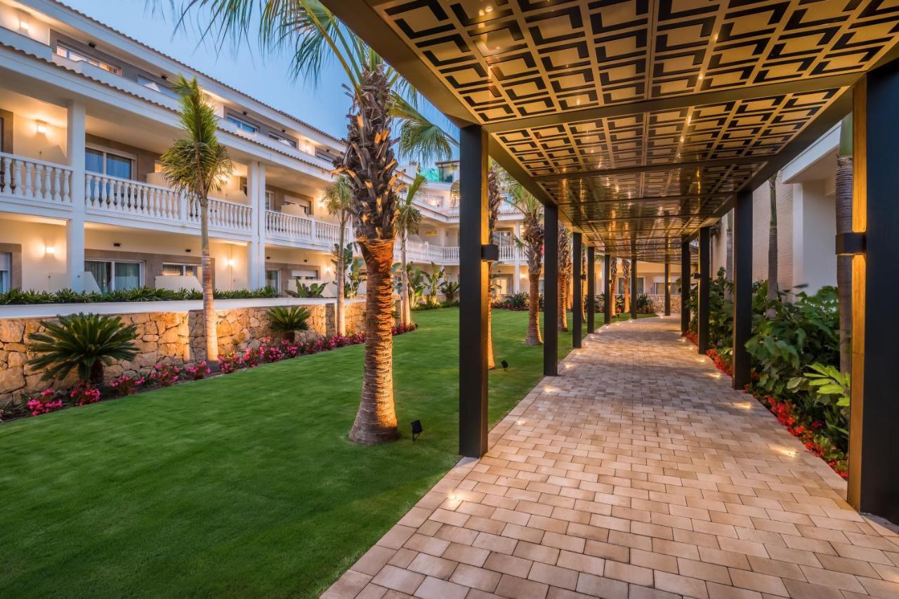 Hotel Barcelo La Nucia Palms Exterior foto The resort's main walkway