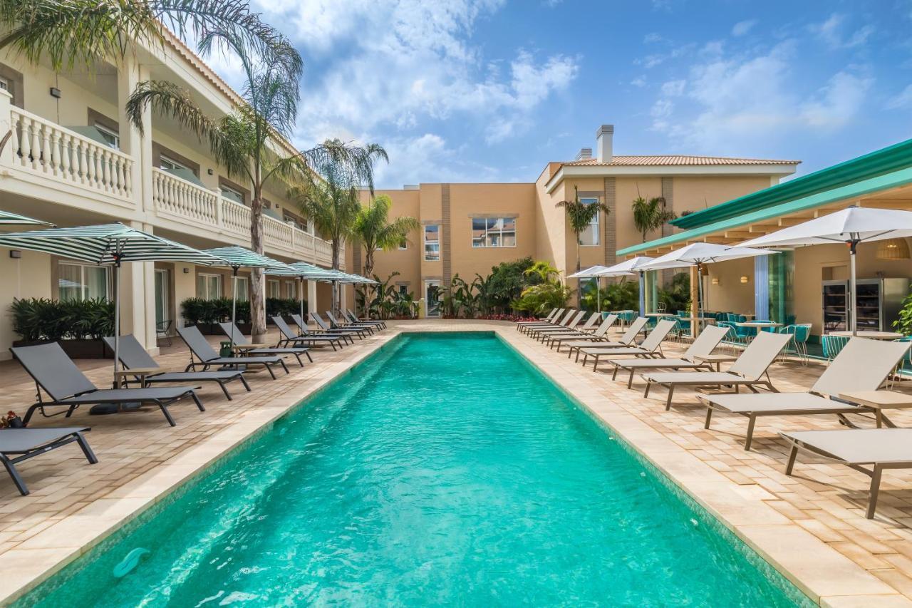 Hotel Barcelo La Nucia Palms Exterior foto Hotel's pool